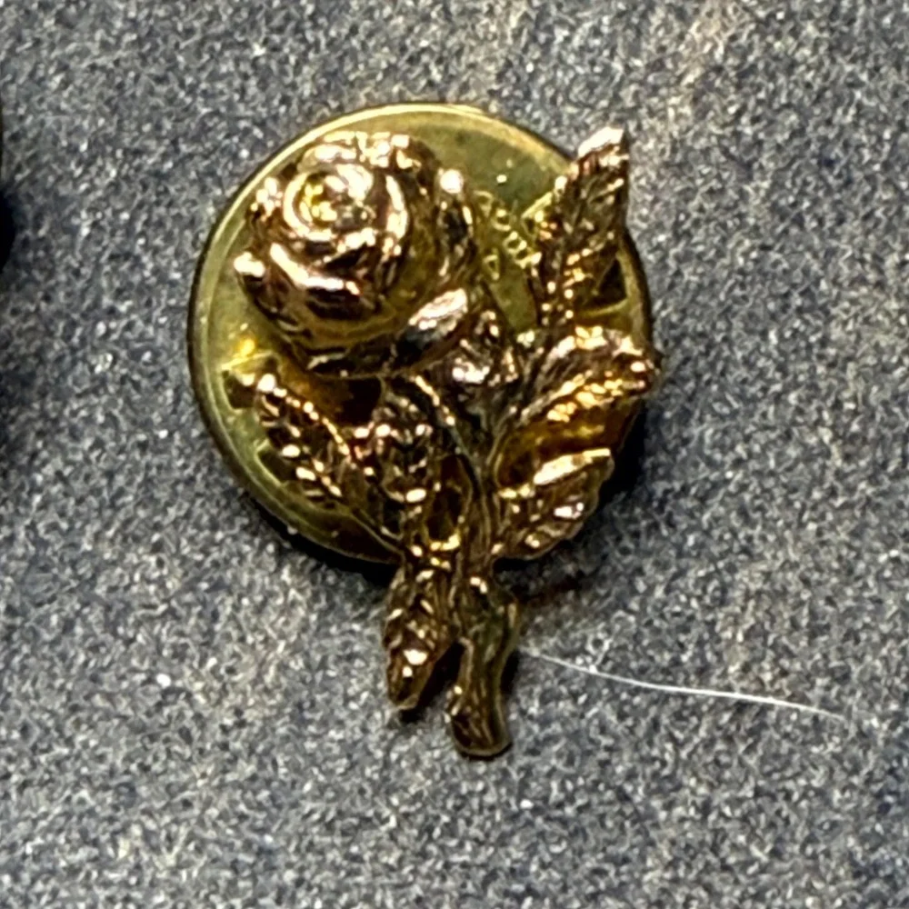 Ballou Floral Lapel Pins Gold Rose Bouquet Vintage‎ Made in USA Set